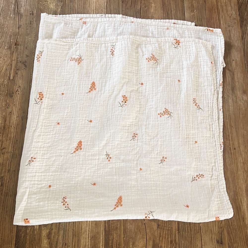 Mushie Muslin baby blanket!